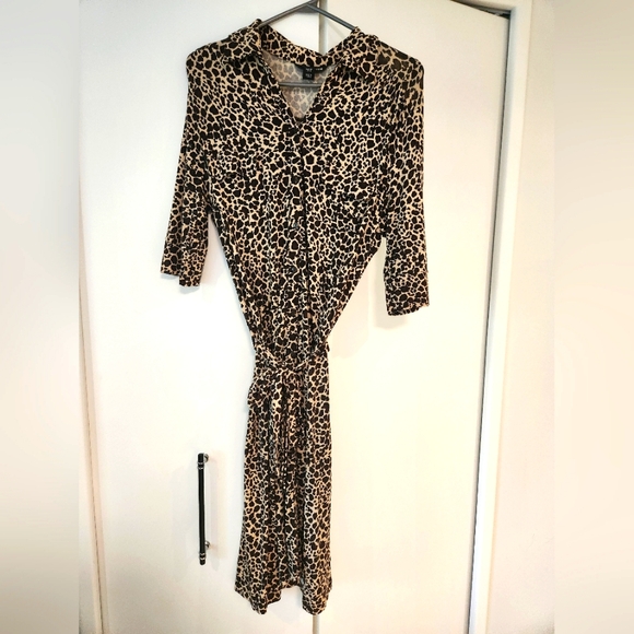 Dress - Picture 1 of 5